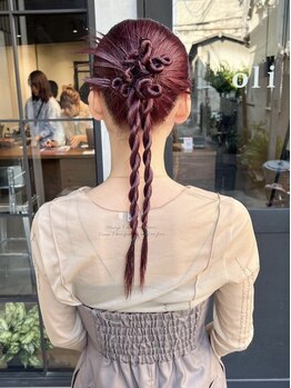 オリ(oli)の写真/日中崩れにくいから、一日中可愛いをKEEP♪特別な日を彩るスタイルで大切な思い出作りをお手伝いします♪