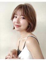 韓国風ヘア　シースルーバング×サイドバング×タッセルボブ