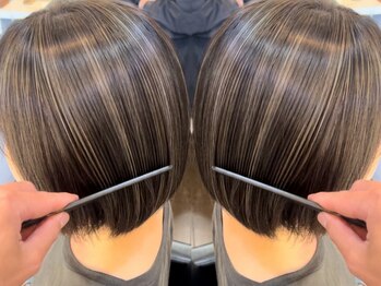 カルマ(KARMA)の写真/【大通駅すぐ◎】大人女性の為の上質カラーをご用意！ハイライトのデザインを使った白髪ぼかしも大人気◎