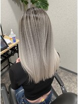 エレクシィ(ELEXY)&nbsp;セミロングバレイヤージュホワイトベージュ