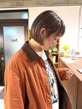 透明感ボブ×シルバーベージュ｜her都立大学