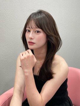 ボタン シブヤ(VOTAN SHIBUYA) 韓国風/内巻き/ハイレイヤー/20代/10代/ミディアム