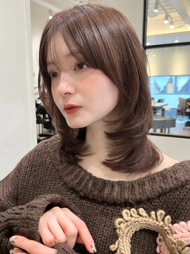 ローネス(LONESS) 簡単で可愛いレイヤーカットと透明感ベージュ