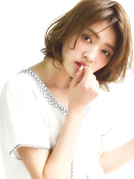 メゾンドイギー(MAISON de IGGY) 揺らめく毛先の”束感ボブ”