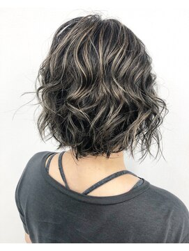 アオアクア バイ グルグル 小岩店(ao akua by GULGUL) 前髪パーマ 人気！外国人風LAハイライトカラー 小岩