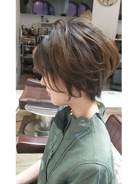 アグラン 梅田本店(a Gland) 束感ショート☆