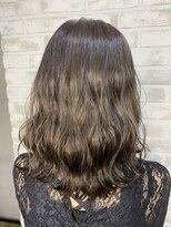 シシ 新宿(She 2.)&nbsp;ブリーチなし 愛されグレージュ