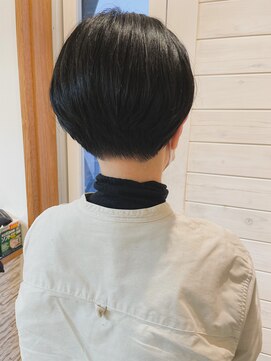 オーシャン(Ocean) 刈り上げ女子/ミニボブ/前下がりボブ/刈り上げショート