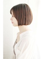 シュシュット(chouchoute)&nbsp;大人かわいいこなれ美髪ミディホワイトグレージュネビージュ/062