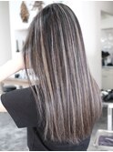 ハイライトショートヘアレイヤーカットダブルカラー