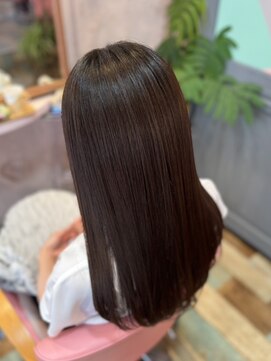 指先が触れた瞬間に実感！感動の艶髪体験☆【Pink】
