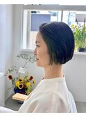 グリーンインナーカラーボブスタイル
