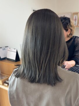 モントゥリー(Mon tree) アッシュグレージュカラー