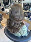 ミディアムヘア暗めカラーデザインカラーフェイスフレーミング