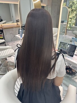 ロンドルピナス 小倉(Lond Lupinus) ミディアムヘア暗めカラー/デザインカラー/フェイスフレーミング