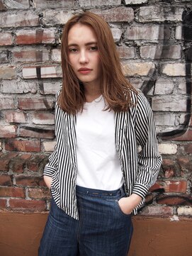 コス(kos) 『nanuk＊UEKI』外国人風ニュアンスストレート