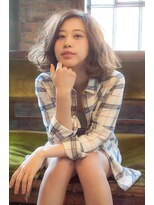 クラン(clan)&nbsp;無造作カールボブ×スモーキーアッシュ