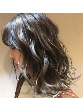 ハロ 蕨(HALO) スモーキーベージュ