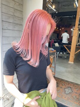 チャプター 問屋町(chapter) ケアブリーチホワイトピンクベージュミディアムヘイリーボブ韓国