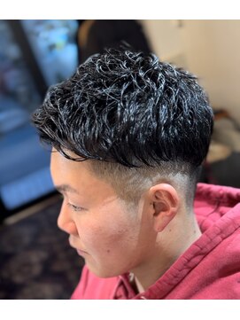 イナセパーラー(INASE PARLOR) アイロンパーマフェード