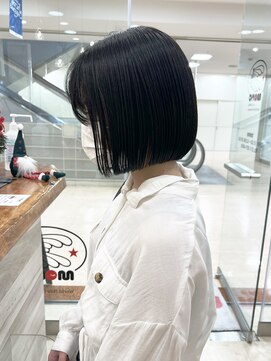 モリオ フロム ロンドン サッポロファクトリー店(morio FROM LONDON) 【morio】札幌ボブ ぱつっとかわいい前下がりボブ