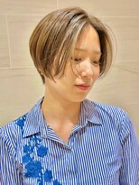 マックス フォー ヘアー(MAX FOR HAIR) 綺麗なフォルムのショートヘア×細めハイライト◎