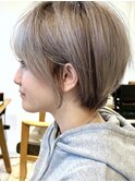 美髪シアーカラーピンクブラウンショートカット切りっぱなしボブ