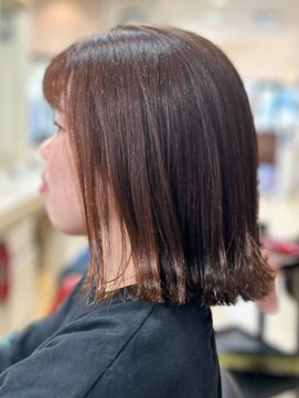 ヘアークリアー 春日部 大人可愛い20代30代40代 外ハネミディアム ピンクカラー