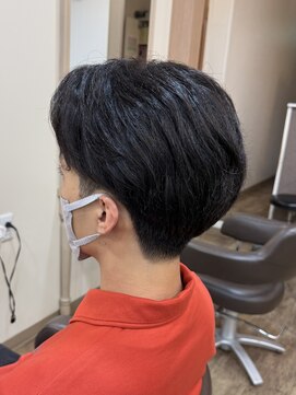 アルターリール(aL ter Rire) スパイキーショート/ブルーブラック/フェザーパーマ/杉田花乃