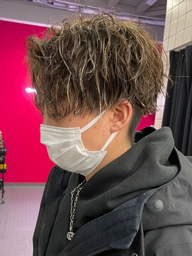 エルマーク 堺東(L-MARK) ツイストパーマ/シャドウパーマ/サーフカール/メッシュ/ウルフ