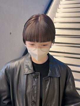 シュク 高円寺(SYUK) 丸みショート/グレージュ/髪質改善/顔周り【SYUK高円寺】kanna