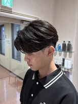 アレアル 広島並木通り店(ALEAR)&nbsp;センターパート/毛流れパーマ/メンズパーマ/ツーブロック