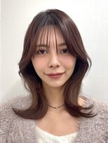 アビー(ABBEY3)&nbsp;くびれミディアムレイヤーカットハッシュカット銀座外はね内巻き