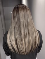 ジュイル ハラジュク(JEWIL HARAJUKU)&nbsp;ストレートでも美しいハイライトバレイヤージュ/20代/30代/40代