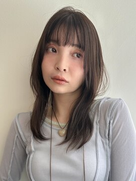 リュミエ ドゥ マッシュ(Lumier de mashu) 【大阪/梅田/茶屋町/中崎町】チャコールグレー/レイヤーカット