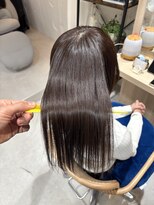 ティアレ(Tiare)&nbsp;清楚で綺麗なお姉さん、うるつやストレート