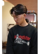 エディ(Edy)&nbsp;メンズセンターパート刈り上げ眉毛カット韓国ヘアブラウンカラー