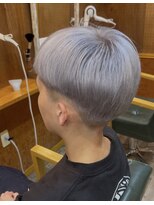 ヘアーサロン アトリエ(Hair salon ATORIE) ツーブロックショートブリーチカラープラチナシルバー