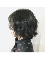 アンフィドットドゥルドゥ(AnFye.dueldo)&nbsp;【AnFye.dueldo】前上がりボブ × ディープブルー