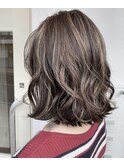 ハイライト×柔らかベージュ