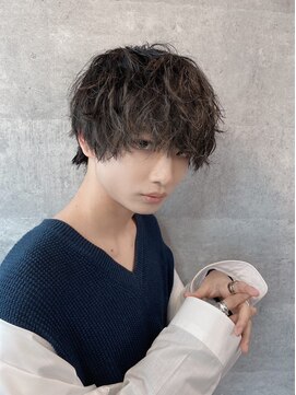 シン(syn) マッシュ パーマ