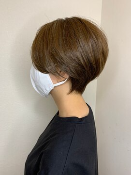 モルニ(MORNI) 大人ショート_マロンベージュ Aラインボブ かきあげ