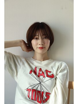 エクリ 麻布十番(equri) 大人かわいい小顔ショート