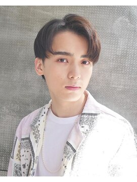 ブルーダー(Bruder) 刈り上げなし 韓国マッシュセンターパート