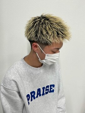 イーラ(era) ハイトーン・短髪低めツーブロック