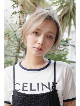 ワタイ(Watai) ケアブリーチ×ショートボブ