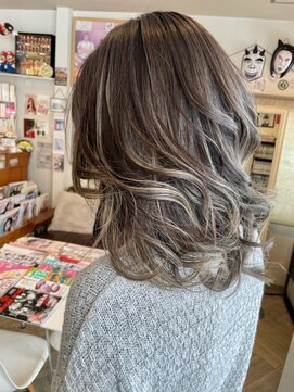 ヘア メイク ココ(hair make coco) 暗髪からのハイライト♪