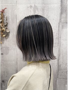 ビスポーク(BESPOKE) ハイコントラストハイライトバレイヤージュ