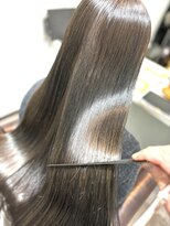 ラポル 豊橋店(RAPOL)&nbsp;縮毛矯正＋髪質改善トリートメント＋ヘッドスパ＋毛先カット