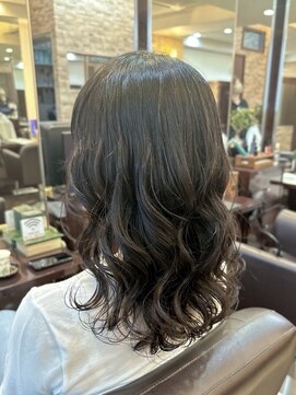 キャラ 池袋本店(CHARA) うねうねクセ毛もコテ巻き風パーマでお洒落ヘアにイメチェン!!